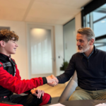 Schouten Zekerheid ondersteunt jong karttalent Sven Jansen
